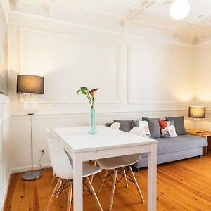 Appartement à 3 Chambres à Coucher