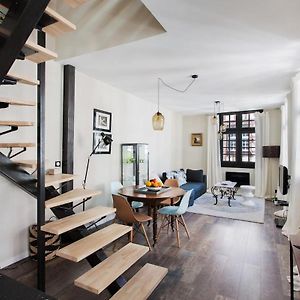 Appartement à 3 Chambres à Coucher