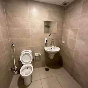 Private Bathroom Single Room