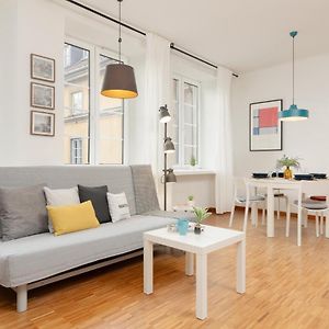 Warsaw Old Town Spacious Studio Piwna By Noclegi Renters