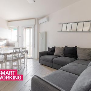 Charming Mazzini Apartment By Wonderful Italy