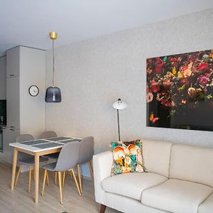 Appartement à 2 Chambres à Coucher