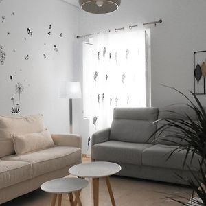 Appartement à 3 Chambres à Coucher