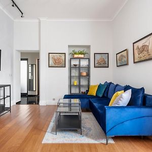 Appartement à 2 Chambres à Coucher