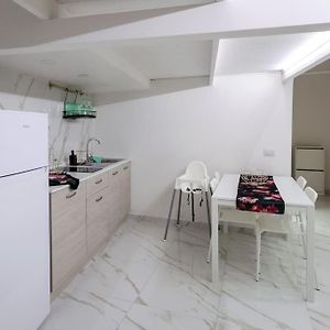 Appartement à 3 Chambres à Coucher