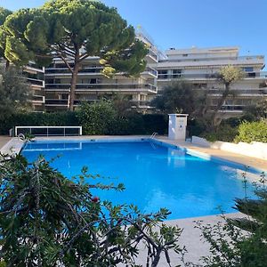 Logement En Residence Vacances Classe 2 Etoiles Au Bord De Mer 4 Couchages Avec Cabine Lit Superpose Et Au Salon Un Canape Convertible Et Piscine A 300 M Des Transports Communs,Gare Ferroviaire,Commerces Et Plages