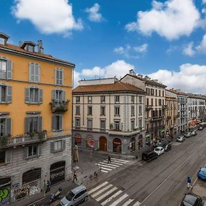 Milan Navigli Ringhiera House