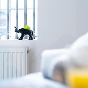 Sky Rooms One Bedroom Modern Studio Apartment 4