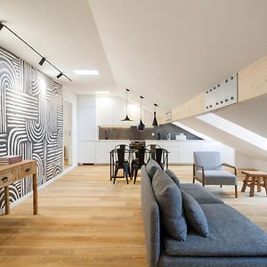 Appartement à 3 Chambres à Coucher