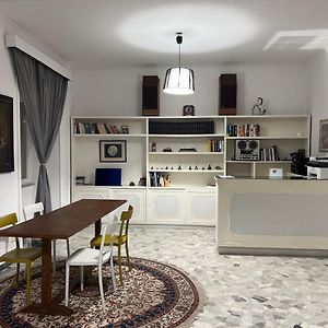 Divertiti Nel Cuore Della Dolce Vita