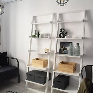 2 Bdr / Cozy Ap Near Old Town