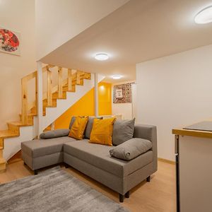 Appartement à 2 Chambres à Coucher