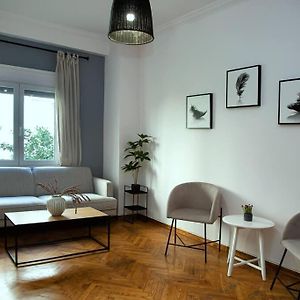 Central Apartment Near Hilton