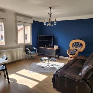 Appartement à 2 Chambres à Coucher
