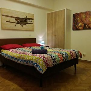 Great Location In Central Athens