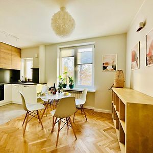 Appartement à 2 Chambres à Coucher