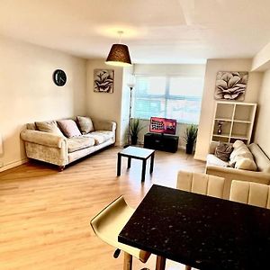 Appartement à 2 Chambres à Coucher