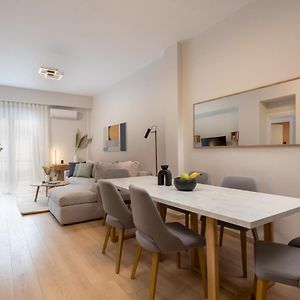 Appartement à 3 Chambres à Coucher