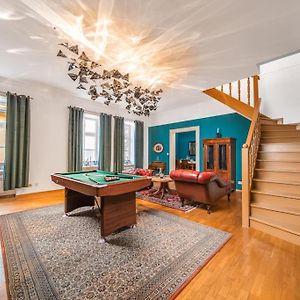 Appartement à 3 Chambres à Coucher