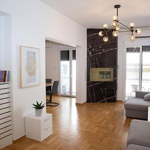 Appartement à 3 Chambres à Coucher