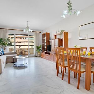 Appartement à 3 Chambres à Coucher
