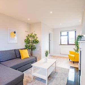 City Centre House With Parking