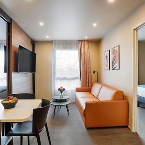 Appartement à 2 Chambres à Coucher