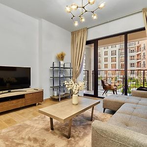 Appartement à 2 Chambres à Coucher