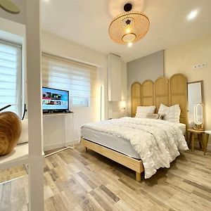 Logement Entier Au Centre Ville