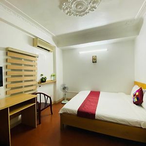 Chambre Standarde Lit Queen-Size