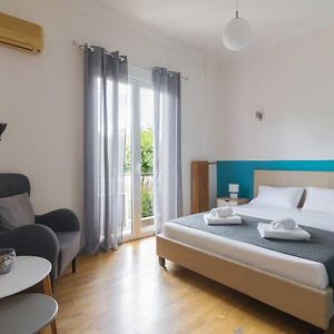 Cozy Hilton Hideaway: Central & Modern
