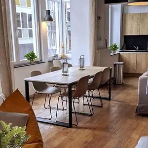 Appartement à 3 Chambres à Coucher