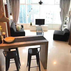 Appartement à 3 Chambres à Coucher