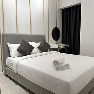 Appartement à 2 Chambres à Coucher