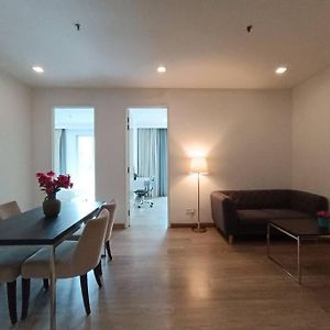 Appartement à 2 Chambres à Coucher