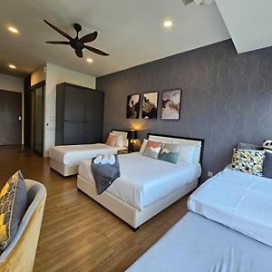 Luxurious Ceylonz Suite Near Bukit Bintang 4Pax