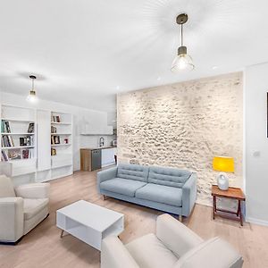 Appartement à 2 Chambres à Coucher