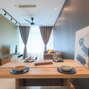 Suite à 3 Chambres à Coucher