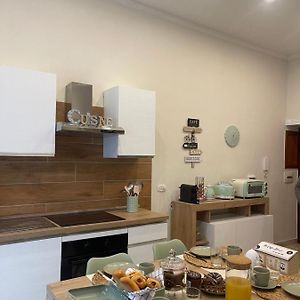 Appartement à 2 Chambres à Coucher