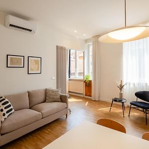 Realkasa Gallery Blue Suite