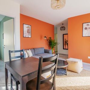 Appartement à 2 Chambres à Coucher