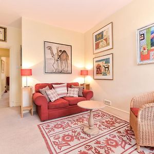 Smart Flat Near Pimlico Tube