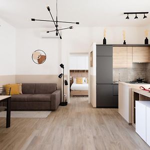Appartement à 2 Chambres à Coucher