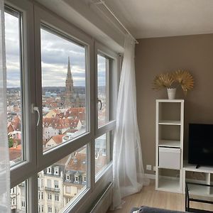 Appartement à 2 Chambres à Coucher