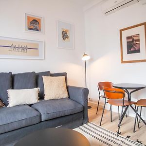 43Apar1010- Super Centric Apartment In Barcelona -