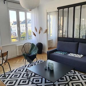 Appartement à 2 Chambres à Coucher