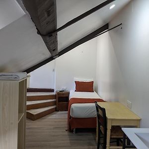 Chambre Mansardée Simple