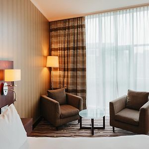 Chambre Accessible aux Personnes à Mobilité Réduite Lit King-Size