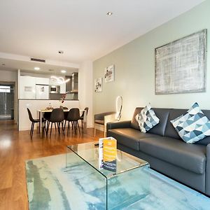Appartement à 2 Chambres à Coucher