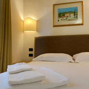 Chambre Exécutive Lit King-Size